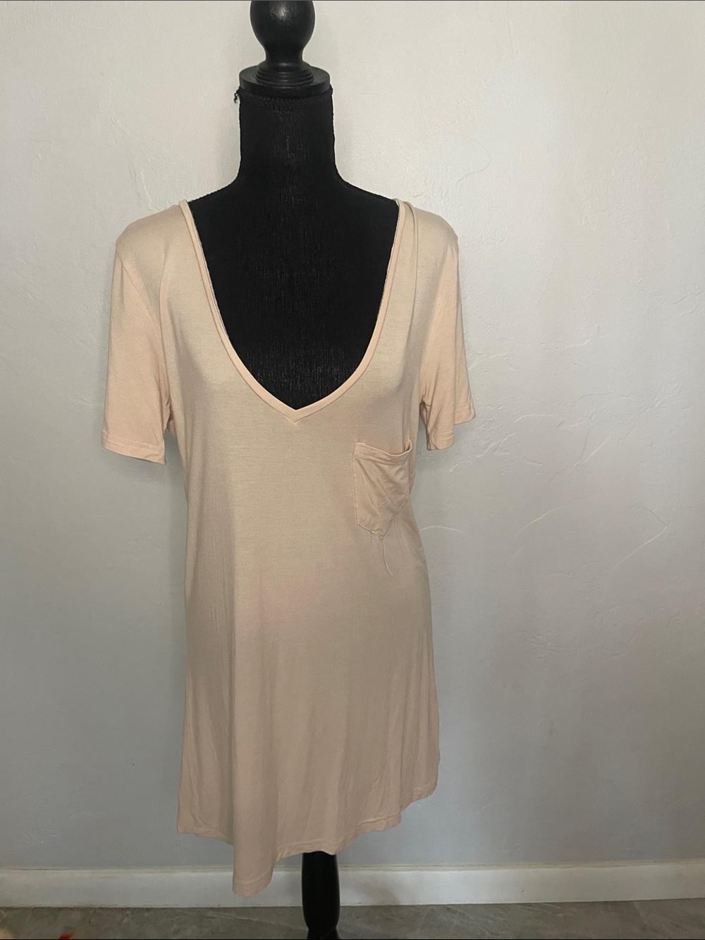 POL Blush Peach Short Sleeve V-Neck Pocket Tee